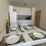 Apartment South Bay 2 *