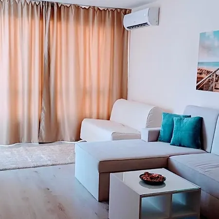 Апартаменты South Bay 2 *
